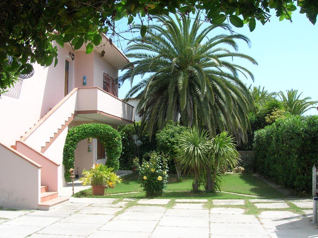 Casa Vacanza Sa Ferula Flumini di Quartu Exterior photo